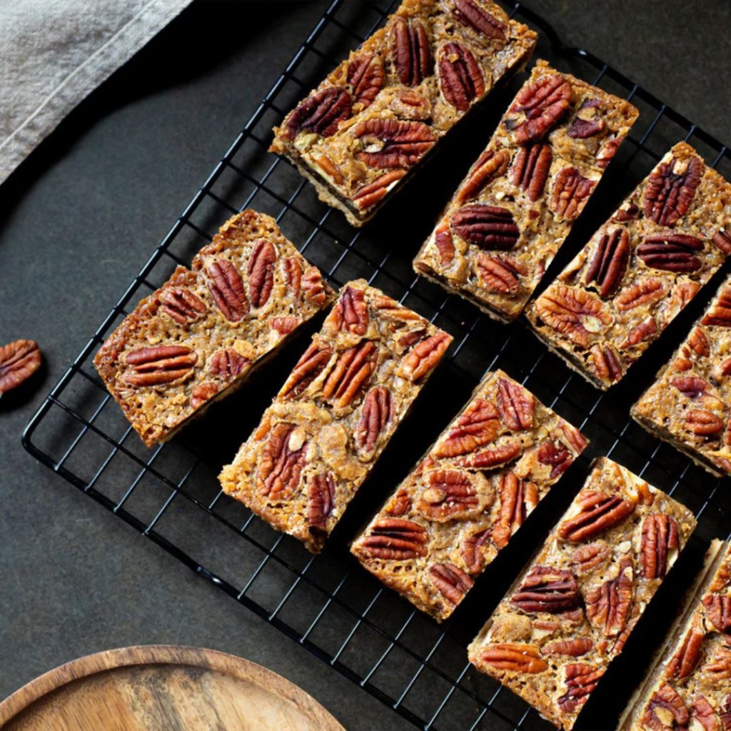 Traybake, Maple Pecan Pie, Vegan, Frozen - Cakesmiths
