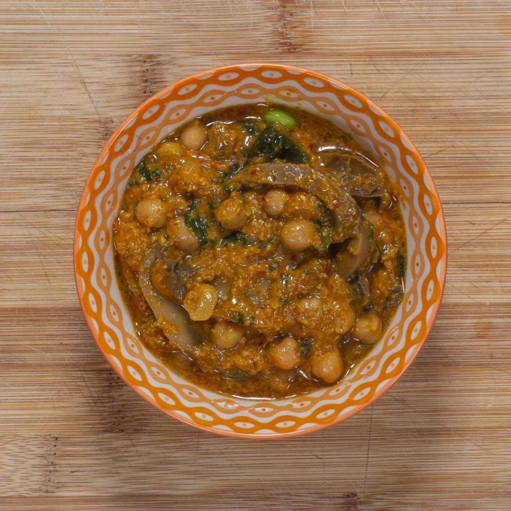 Mushroom, Spinach, Chick Pea & Coconut Rendang, Frozen