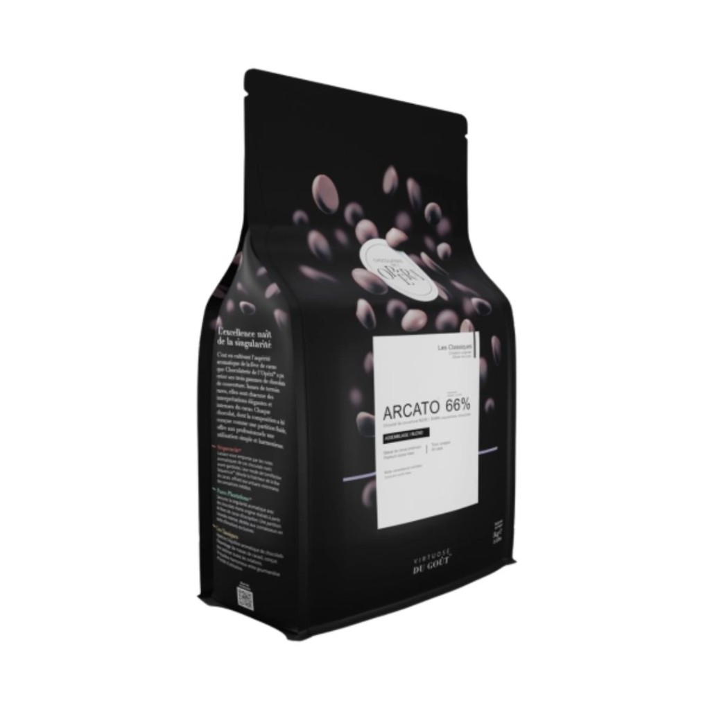 Dark Chocolate Couverture, Callets 'Arcato' 66% - Chocolaterie de L'opera