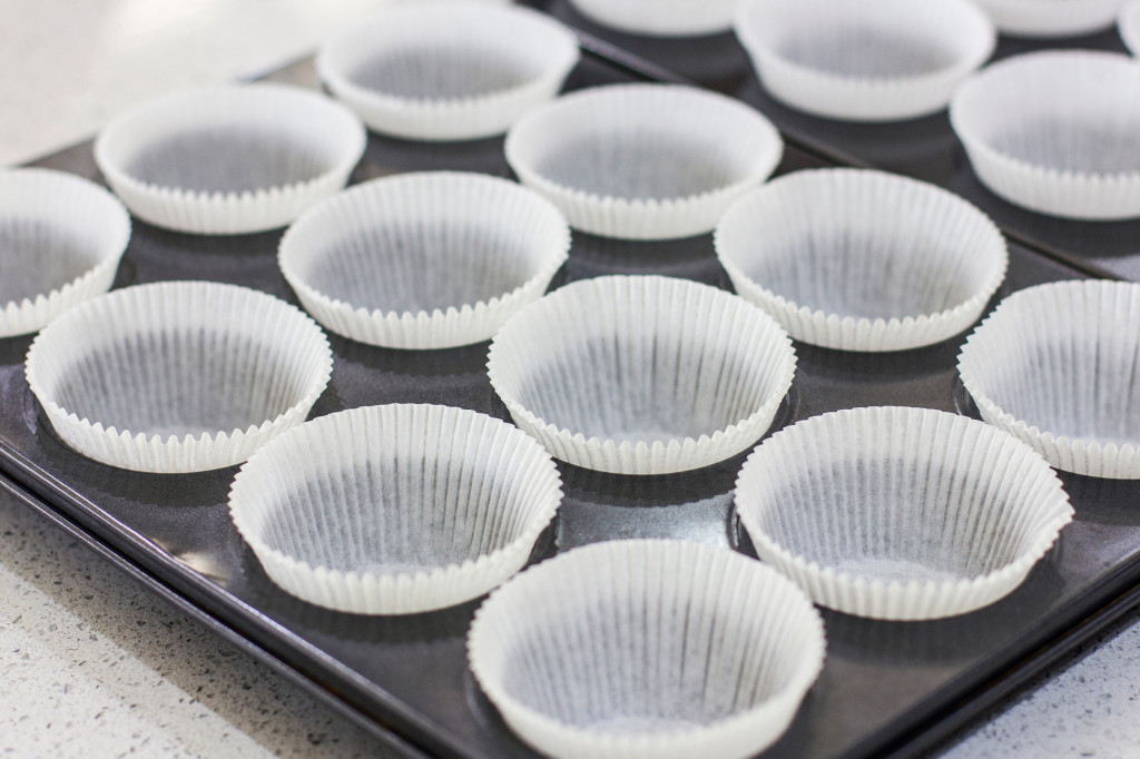 Muffin Cases White x 500 Albion Fine Foods Ltd.