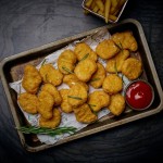 Chicken Nuggets, Battered packshot incluing box and inner bag