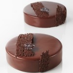 Chocolate Glaze Soft RTU, Absolu Dark 39% - Valrhona